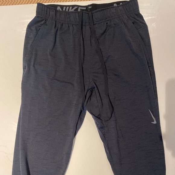 Nike Dri-FIT Training Pants | Men’s Small | Black | Athletic Joggers - Picture 1 of 3